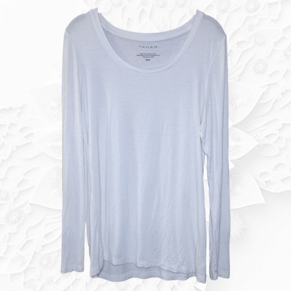 Tahari White Long Sleeve T-Shirt Size Medium